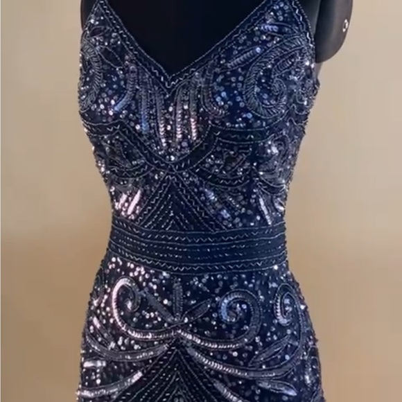 Brand new customised gown for gala, party, prom - Picture 4 of 4